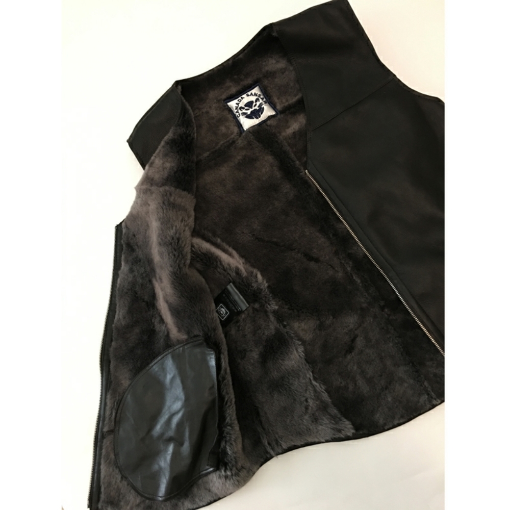 Vest - Picture 5 of 6